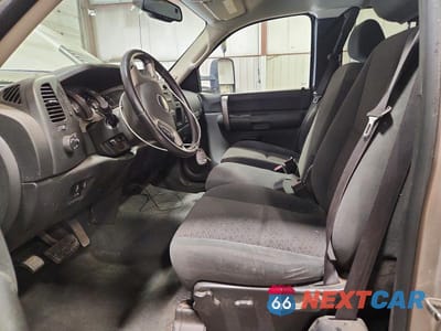 Zdjęcie 7 z 13 samochodu: 2008 CHEVROLET SILVERADO K2500 HEAVY DUTY VIN:1GCHK29K98E111528 - miniatura