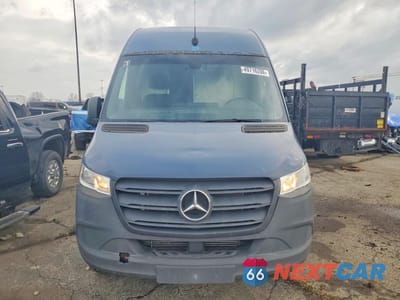 Piąte zdjęcie samochodu w środku: 2019 MERCEDES BENZ SPRINTER 2500 DELIVERY VAN VIN:WD4PF0CD3KT003932 - miniatura