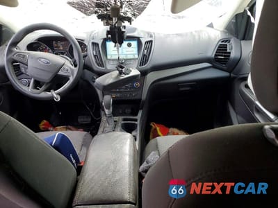 Zdjęcie 8 z 13 samochodu: 2019 FORD ESCAPE SE VIN:1FMCU9GD5KUC38013 - miniatura