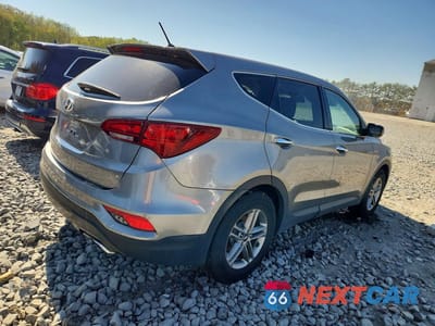 Trzecie zdjęcie samochodu z tyłu: 2018 HYUNDAI SANTA FE SPORT 2.4L VIN:5NMZT3LB5JH075968 - miniatura