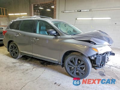 Czwarte zdjęcie samochodu z boku: 2017 NISSAN PATHFINDER PLATINUM VIN:5N1DR2MM2HC909797 - miniatura