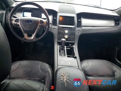 Zdjęcie 8 z 11 samochodu: 2016 FORD TAURUS SEL VIN:1FAHP2H87GG111706 - miniatura