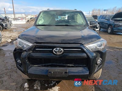 Piąte zdjęcie samochodu w środku: 2022 TOYOTA 4RUNNER SR5 PREMIUM VIN:JTENU5JR7N6025675 - miniatura