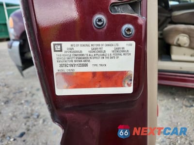 Zdjęcie 12 z 12 samochodu: 2001 GMC NEW SIERRA C1500 VIN:2GTEC19V311233006 - miniatura