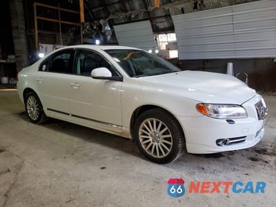 Czwarte zdjęcie samochodu z boku: 2012 VOLVO S80 3.2 VIN:YV1940AS1C1158500 - miniatura