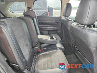 Zdjęcie 10 z 12 samochodu: 2019 MITSUBISHI OUTLANDER SE VIN:JA4AD3A32KZ043136 - miniatura