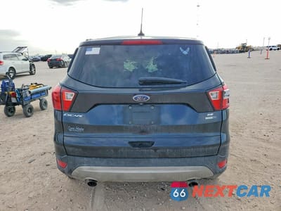 Zdjęcie 6 z 13 samochodu: 2019 FORD ESCAPE SE VIN:1FMCU9GD5KUC38013 - miniatura