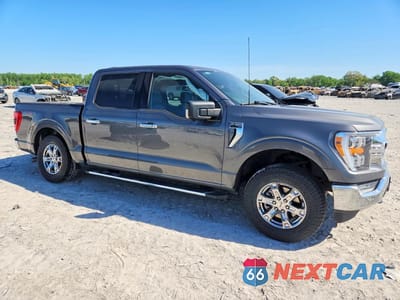 Czwarte zdjęcie samochodu z boku: 2023 FORD F150 SUPERCREW VIN:1FTFW1E55PKD28614 - miniatura