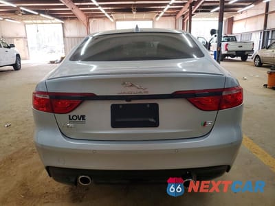 Zdjęcie 6 z 12 samochodu: 2018 JAGUAR XF S VIN:SAJBG4FV9JCY67218 - miniatura