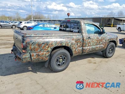 Trzecie zdjęcie samochodu z tyłu: 2013 TOYOTA TACOMA BASE VIN:5TFNX4CN5DX018555 - miniatura