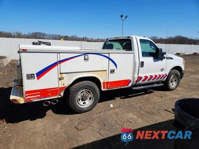 Trzecie zdjęcie samochodu z tyłu: 2015 FORD F350 SUPER DUTY VIN:1FDRF3ET4FEC14894 - miniatura