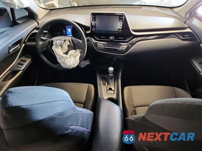 Zdjęcie 8 z 14 samochodu: 2021 TOYOTA C-HR LE VIN:JTNKHMBX2M1111745 - miniatura