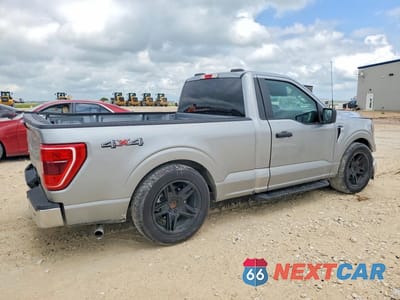 Trzecie zdjęcie samochodu z tyłu: 2023 FORD F150 VIN:1FTMF1E59PKF44232 - miniatura