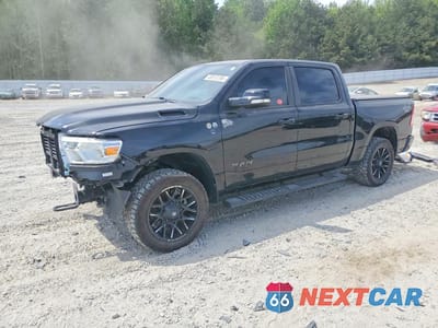 2021 RAM 1500 1C6SRFFT9MN788229 - główne zdjęcie licytacji z USA - miniatura