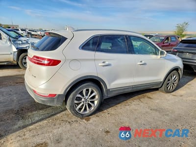 Trzecie zdjęcie samochodu z tyłu: 2015 LINCOLN MKC VIN:5LMCJ2A92FUJ38054 - miniatura