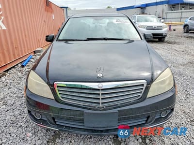 Piąte zdjęcie samochodu w środku: 2010 MERCEDES-BENZ C 300 4MATIC VIN:WDDGF8BB2AR131881 - miniatura