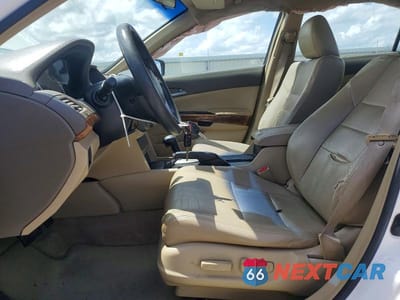 Zdjęcie 7 z 13 samochodu: 2009 HONDA ACCORD EX VIN:1HGCP26749A153689 - miniatura
