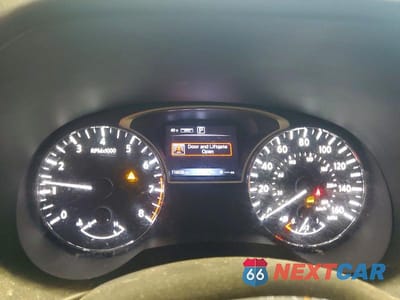 Zdjęcie 9 z 13 samochodu: 2019 NISSAN PATHFINDER SV VIN:5N1DR2MM6KC576995 - miniatura