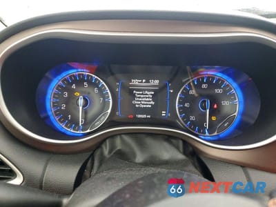 Zdjęcie 9 z 13 samochodu: 2019 CHRYSLER PACIFICA TOURING L VIN:2C4RC1BG3KR539803 - miniatura
