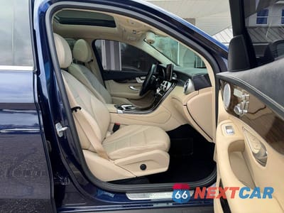 Piąte zdjęcie samochodu w środku: 2016 MERCEDES-BENZ GLC 300 4MATIC VIN:WDC0G4KB9GF011985 - miniatura