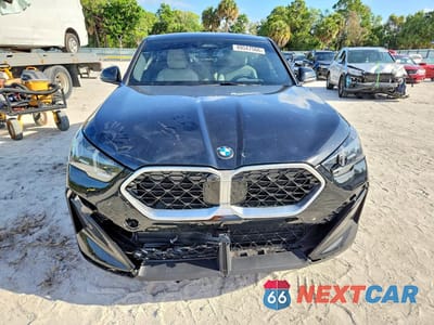 Piąte zdjęcie samochodu w środku: 2025 BMW X2 XDRIVE28I VIN:WBX63GM01S5221927 - miniatura