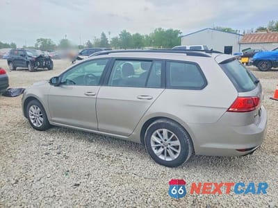 Drugie zdjęcie samochodu z przodu: 2017 VOLKSWAGEN GOLF SPORTWAGEN S VIN:3VWC17AU2HM523952 - miniatura