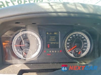 Zdjęcie 9 z 12 samochodu: 2015 RAM 2500 SLT VIN:3C6UR5MJ6FG664208 - miniatura