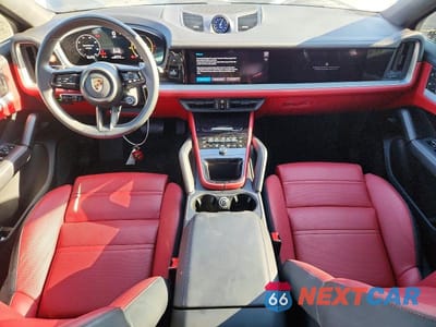 Zdjęcie 8 z 13 samochodu: 2024 PORSCHE CAYENNE COUPE VIN:WP1BA2AYXRDA49300 - miniatura