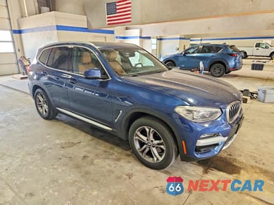 Czwarte zdjęcie samochodu z boku: 2021 BMW X3 XDRIVE30I VIN:5UXTY5C06M9G94338 - miniatura
