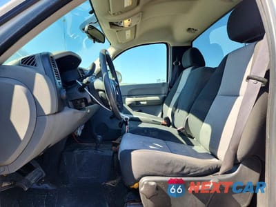 Zdjęcie 7 z 13 samochodu: 2007 CHEVROLET SILVERADO K1500 VIN:1GCEK14C37Z548526 - miniatura