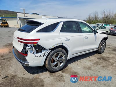 Trzecie zdjęcie samochodu z tyłu: 2026 GENESIS GV70 2.5T STANDARD VIN:KMUMADTBXTU255512 - miniatura