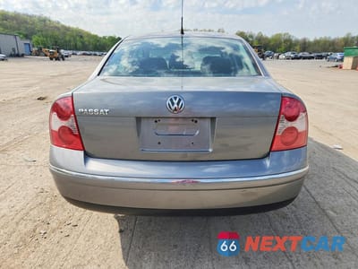 Zdjęcie 6 z 12 samochodu: 2003 VOLKSWAGEN PASSAT GL VIN:WVWMD63B93P034228 - miniatura
