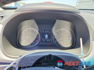Zdjęcie 9 z 13 samochodu: 2018 HYUNDAI KONA SEL VIN:KM8K62AA8JU097206 - miniatura