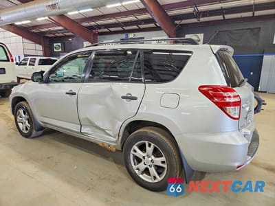 Drugie zdjęcie samochodu z przodu: 2010 TOYOTA RAV4 BASE VIN:2T3BK4DV5AW014747 - miniatura