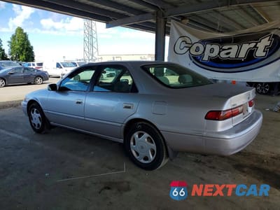 Drugie zdjęcie samochodu z przodu: 1997 TOYOTA CAMRY LE V6 VIN:JT2BF22K3V0010166 - miniatura