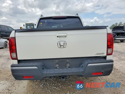 Zdjęcie 6 z 12 samochodu: 2017 HONDA RIDGELINE RTL VIN:5FPYK3F62HB015517 - miniatura