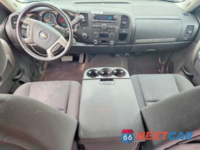 Zdjęcie 8 z 12 samochodu: 2013 CHEVROLET SILVERADO K1500 HYBRID VIN:3GCUKUEJ6DG235461 - miniatura