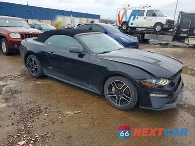 Czwarte zdjęcie samochodu z boku: 2022 FORD MUSTANG VIN:1FATP8UHXN5105782 - miniatura