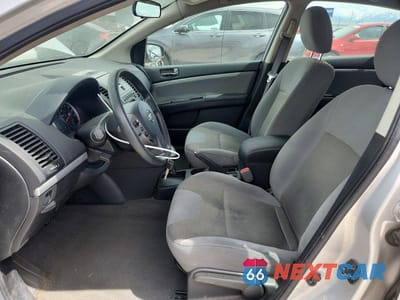 Zdjęcie 7 z 11 samochodu: 2010 NISSAN SENTRA 2.0 VIN:3N1AB6AP6AL705423 - miniatura