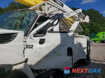Zdjęcie 9 z 10 samochodu: 2017 INTERNATIONAL 7300 BUCKET TRUCK VIN:3HAWBMMN3HL474939 - miniatura