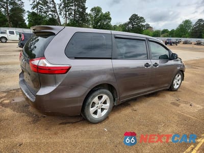 Trzecie zdjęcie samochodu z tyłu: 2017 TOYOTA SIENNA L 7-PASSENGER VIN:5TDZZ3DC8HS790580 - miniatura