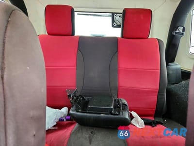 Zdjęcie 10 z 13 samochodu: 2015 JEEP WRANGLER SPORT VIN:1C4GJWAG9FL706711 - miniatura