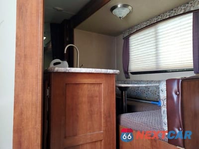 Zdjęcie 6 z 10 samochodu: 2016 KEYSTONE PASSPORT CAMPER VIN:4YDT33227GT413494 - miniatura