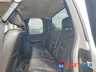 Zdjęcie 10 z 11 samochodu: 2009 CHEVROLET SILVERADO K1500 LTZ VIN:2GCEK390091108012 - miniatura