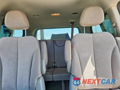 Zdjęcie 10 z 13 samochodu: 2012 KIA SEDONA VIN:KNDMG4C77C6483534 - miniatura