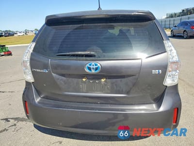 Zdjęcie 6 z 13 samochodu: 2014 TOYOTA PRIUS V TWO VIN:JTDZN3EUXEJ009747 - miniatura