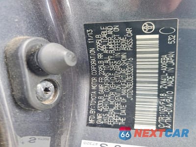Zdjęcie 12 z 12 samochodu: 2014 TOYOTA PRIUS V TWO VIN:JTDZN3EU3E3320716 - miniatura