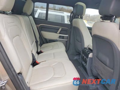 Zdjęcie 11 z 12 samochodu: 2023 LAND ROVER DEFENDER 130 SE VIN:SALEPFEU6P2228558 - miniatura