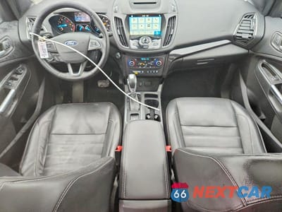 Zdjęcie 8 z 13 samochodu: 2018 FORD ESCAPE TITANIUM VIN:1FMCU9J9XJUC62116 - miniatura