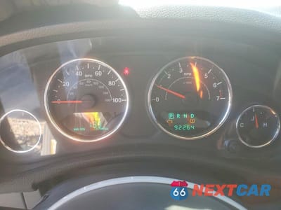 Zdjęcie 9 z 12 samochodu: 2012 JEEP WRANGLER UNLIMITED SPORT VIN:1C4BJWDG6CL215045 - miniatura